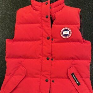 Canada Goose Puffer Vest - Red - Size M